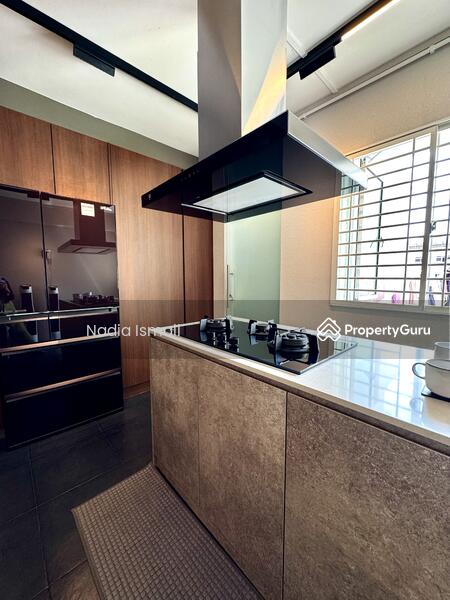 For Sale - 221 Pasir Ris Street 21