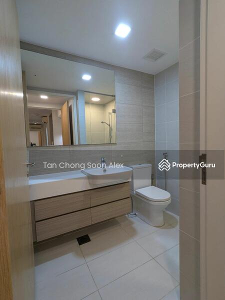 For Rent - The Lakefront Residences