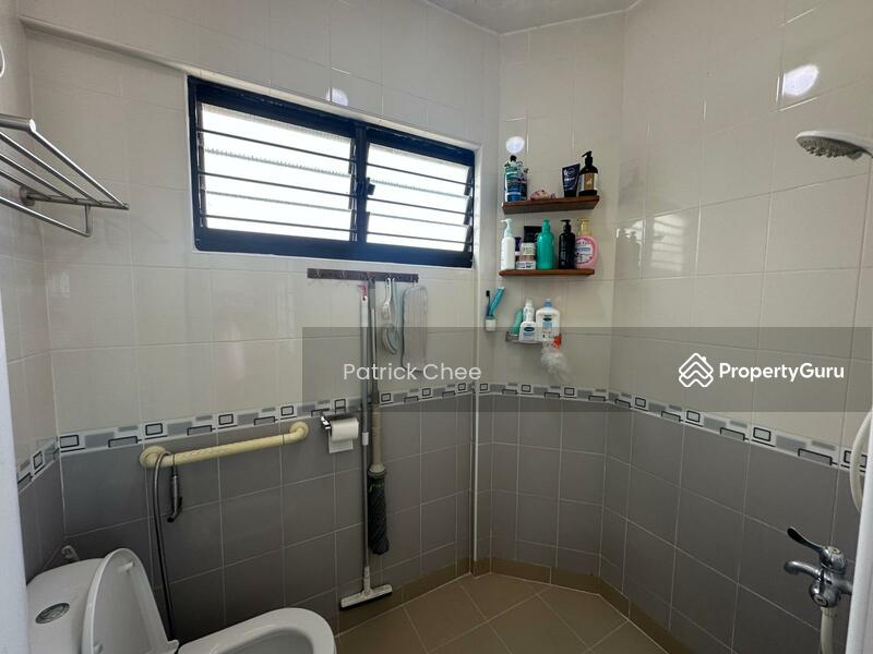 For Sale - 330 Jurong East Avenue 1