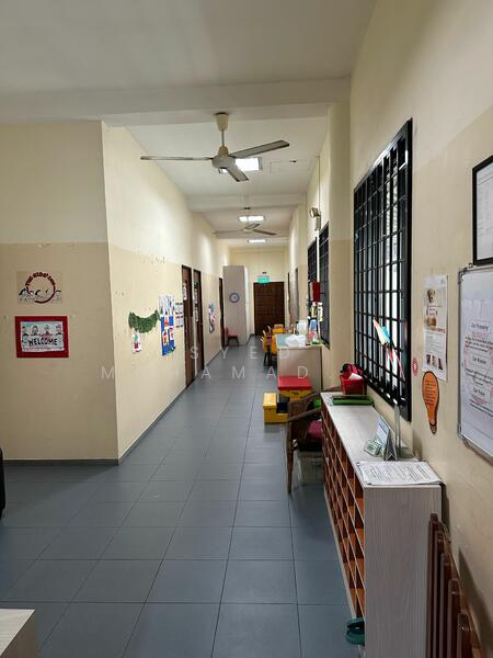 Lorong 37 Geylang, , 2,387 sqft, Other Retail For Rent, by Syed Mohamad Aljunied, 60083151 - Hallway - CommercialGuru.com.sg