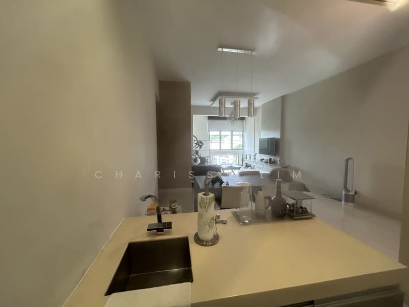Hillview Heights, 27 Hillview Avenue, 2 Bedrooms, 990 sqft, Condominium For Rent, by Charissa Lim, 60083202 - Living Room - PropertyGuru.com.sg