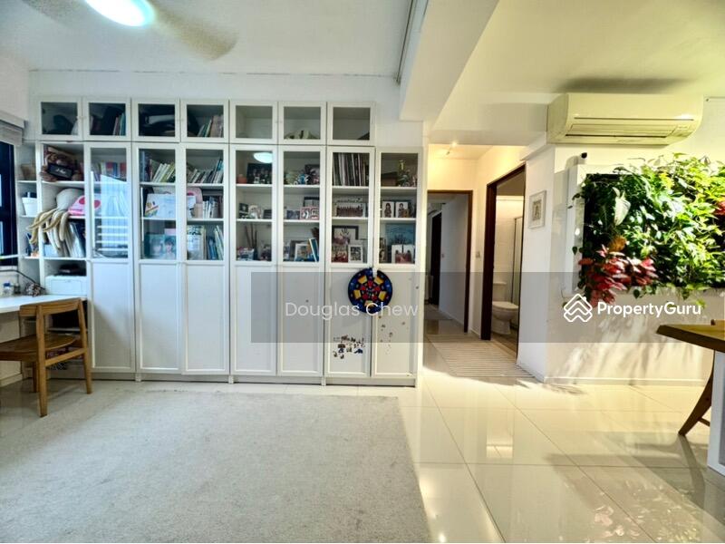For Sale - 30 Ghim Moh Edge