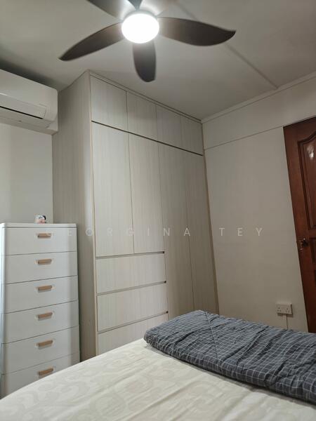 401 Bedok North Avenue 3, 401 Bedok North Avenue 3, Room Rental, 120 sqft, HDB Flat For Rent, by Georgina Tey, 60083486 - Master Bedroom - PropertyGuru.com.sg