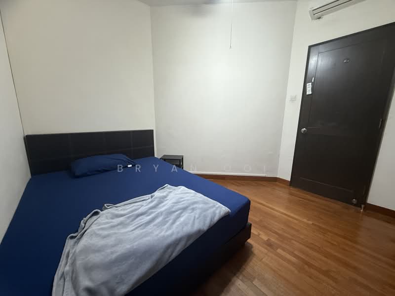 Simei Green Condominium, 9 Simei Street 4, Room Rental, 100 sqft, Condominium For Rent, by Bryan Ooi, 60083700 - Bedroom - PropertyGuru.com.sg