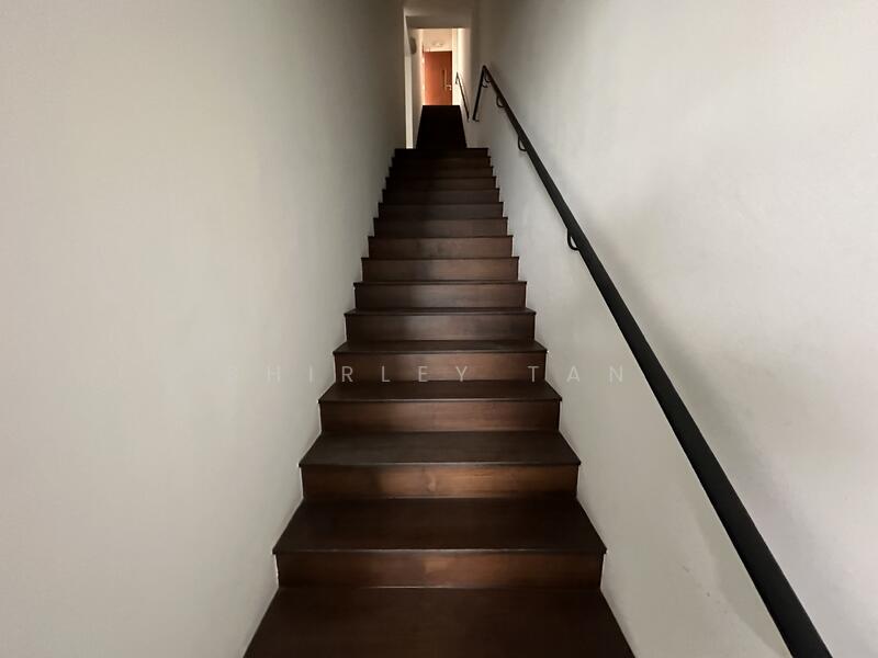SERANGOON Road, Serangoon road/ Dickson Road/ Upper Weld Riad, 2,900 sqft, Shop / Shophouse For Sale, by Shirley Tan, 60083762 - Stairs - CommercialGuru.com.sg