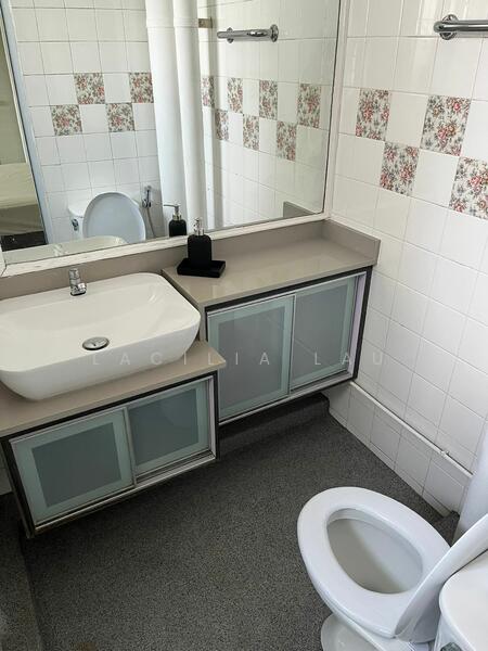 171 Lorong 1 Toa Payoh, 171 Lorong 1 Toa Payoh, 3 Bedrooms, 1,151 sqft, HDB Flat For Rent, by Lacilia Lau, 60083782 - Bathroom - PropertyGuru.com.sg