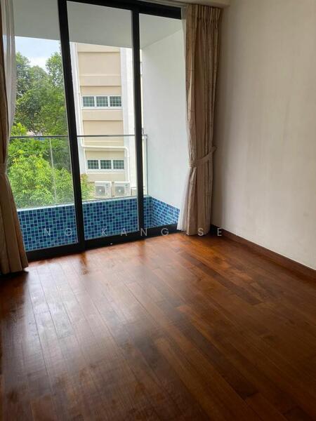 For Rent - Daisy Suites