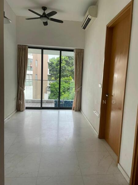 For Rent - Daisy Suites