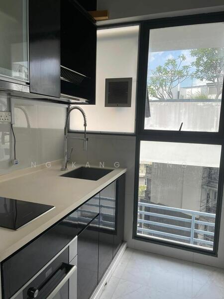 For Rent - Daisy Suites