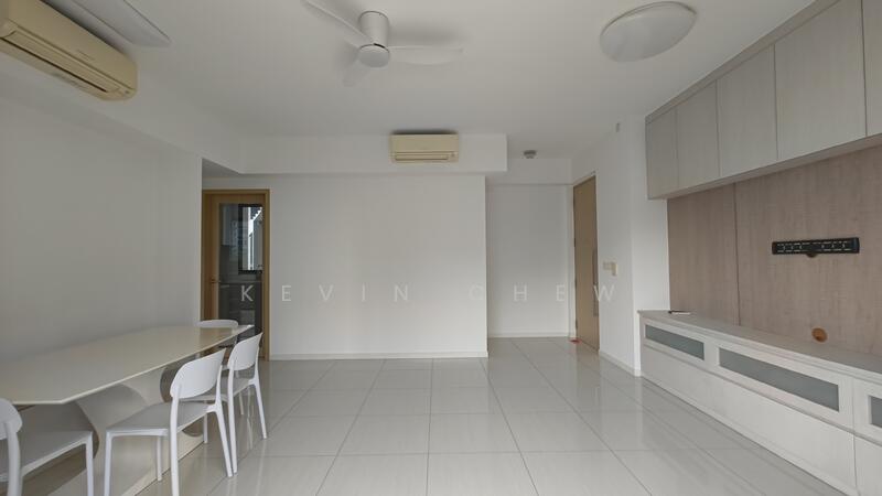 Living/Dining Area
