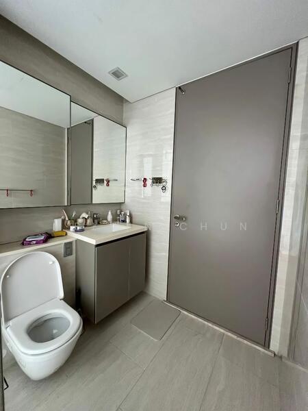 The Venue Residences and Shoppes, 4 Tai Thong Crescent, 2 Bedrooms, 850 sqft, Condominium For Rent, by Melvin Chun, 60083938 - Bathroom - PropertyGuru.com.sg