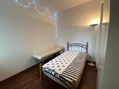 For Rent - Fontaine Parry