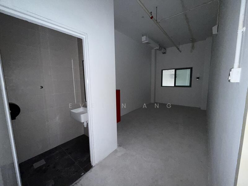 Apex Foodworks, 18 Kim Chuan Terrace, 3,046 sqft, Factory / Workshop (B2) For Sale, by Evelin Ang, 60084011 - CommercialGuru.com.sg