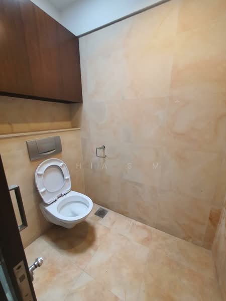 Kim Yam Road Conservation House, Kim Yam Road, 3 Bedrooms, 2,400 sqft, Conservation House For Rent, by Chia S M, 60084116 - Bathroom - PropertyGuru.com.sg