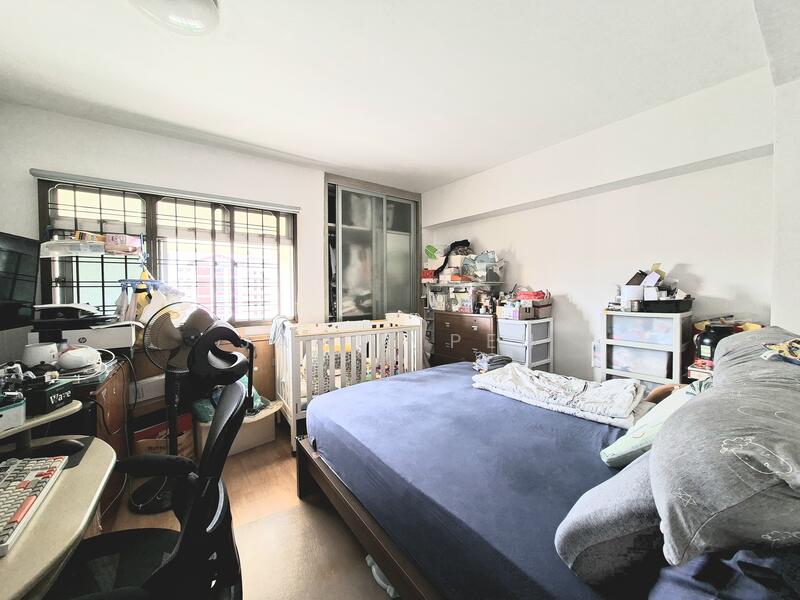 For Sale - 327 Tampines Street 32