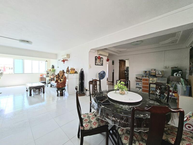 327 Tampines Street 32 HDB Flat For Sale at S$ 998,000 | PropertyGuru Singapore