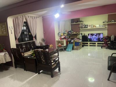 For Sale - 124 Yishun Street 11