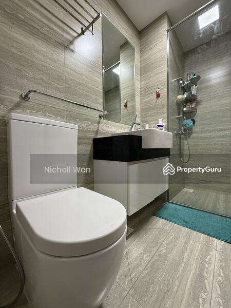 Master attached bathroom