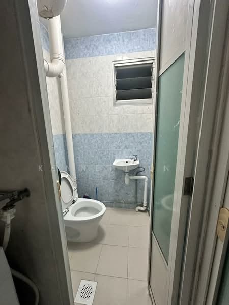 504 Bukit Batok Street 52, 504 Bukit Batok Street 52, Dairy Farm / Bukit Panjang / Choa Chu Kang, Room Rental, 150 sqft, HDB Flat For Rent, by Kenneth Ong, 60084559 - Bathroom - PropertyGuru.com.sg