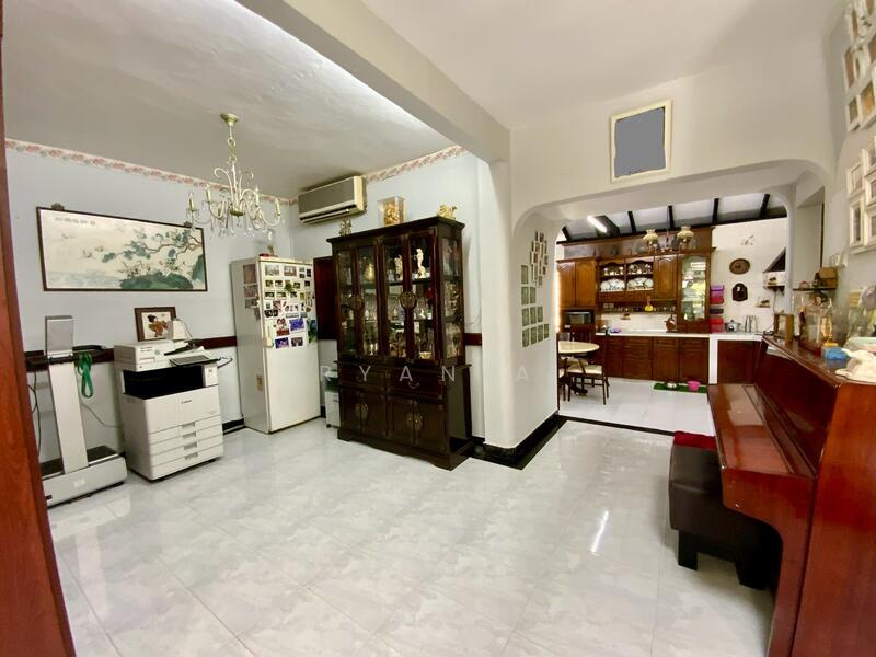Granny room space