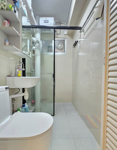 135 Jalan Bukit Merah, 135 Jalan Bukit Merah, 4 Bedrooms, 1,421 sqft, HDB Flat For Sale, by Melina Yap, 60084669 - PropertyGuru.com.sg