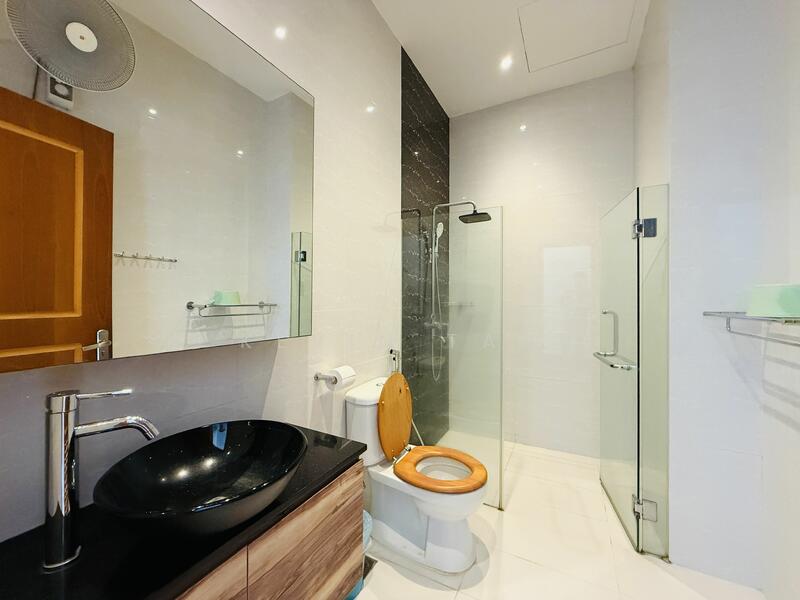 For Sale - ⭐️⭐️LANDED7772@ 1km Ai Tong Prime Thomson Corner Terrace