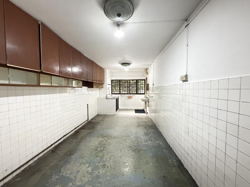 327 Ang Mo Kio Avenue 3 HDB Flat For Sale at S$ 618,000 | PropertyGuru Singapore