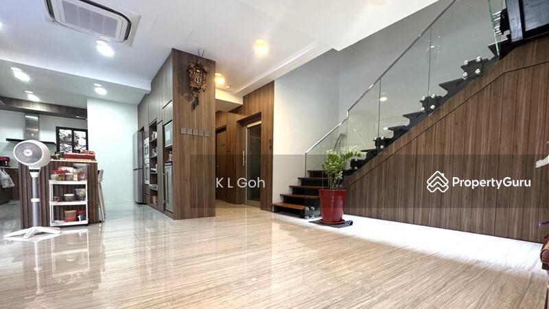 For Sale - ⭐️⭐️LANDED7772@ALMOST NEW SEMI D WALK TO MRT, 1KM TO PEI HWA PRIMARY