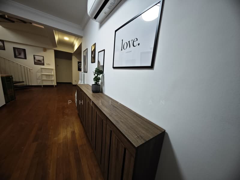 Sam Kiang Mansions, 23 Saint Thomas Walk, Room Rental, 80 sqft, Apartment For Rent, by Philip Tan, 60085084 - Hallway - PropertyGuru.com.sg