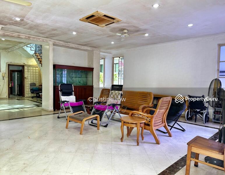For Sale - 999yr Detached Original 3 storey Jln Merdu/Compassvale LRT/Seng Kang MRT