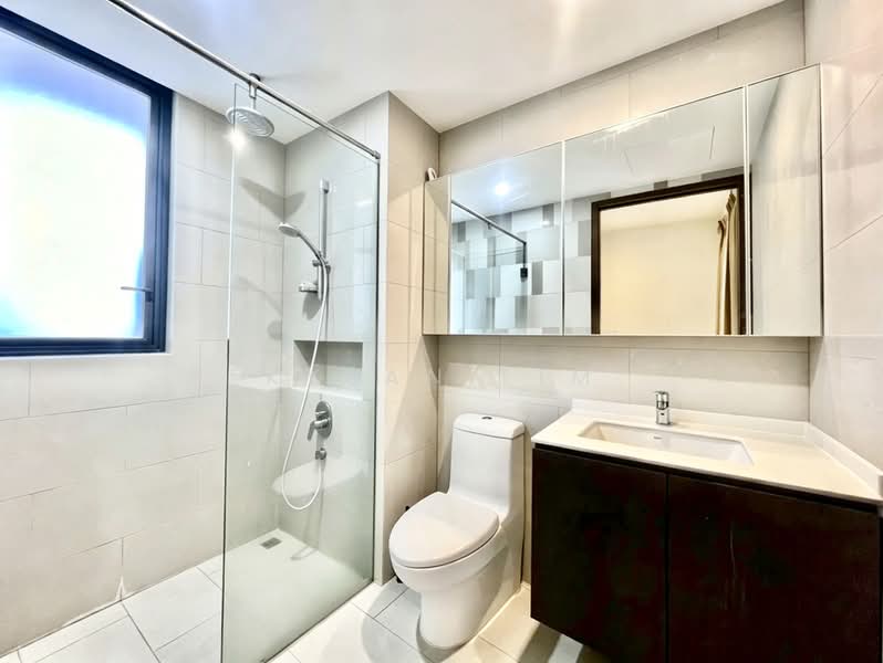 Foresque Residences, 101 Petir Road, 2 Bedrooms, 743 sqft, Condominium For Rent, by Kyean Lim, 60085238 - Bathroom - PropertyGuru.com.sg