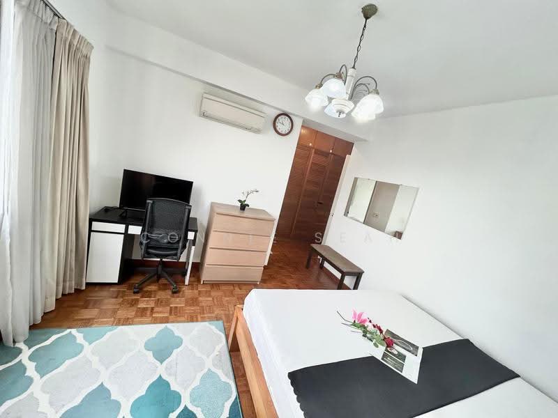 Central Green, 9 Jalan Membina, Alexandra / Commonwealth, Room Rental, 320 sqft, Condominium For Rent, by Connie Seah, 60085243 - Bedroom - PropertyGuru.com.sg