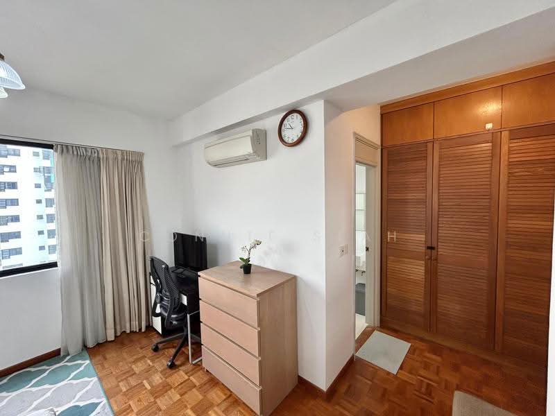 Central Green, 9 Jalan Membina, Alexandra / Commonwealth, Room Rental, 320 sqft, Condominium For Rent, by Connie Seah, 60085243 - Study - PropertyGuru.com.sg