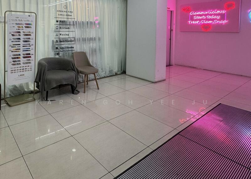 Bugis Cube, 470 North Bridge Road, 183 sqft, Mall Shop For Sale, by Karen Goh Yee Ju, 60085319 - Lobby - CommercialGuru.com.sg