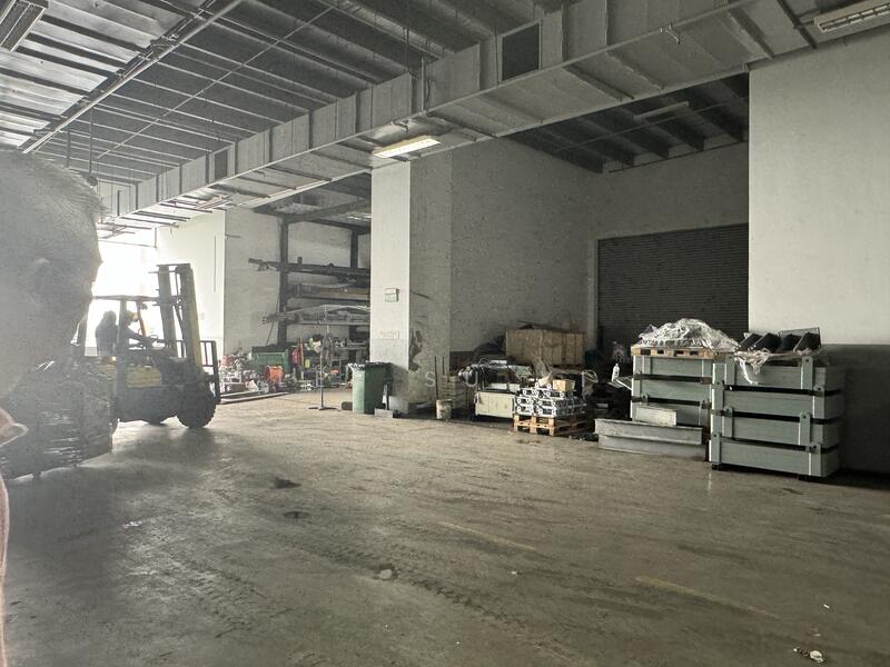 The Westcom, 1 Tuas South Avenue 6, 3,068 sqft, Light Industrial (B1) For Sale, by Lee Su Yi, 60085544 - Others - CommercialGuru.com.sg