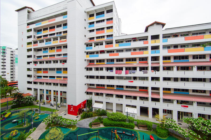 713 Jurong West Street 71, 713 Jurong West Street 71, 3 Bedrooms, 1,119 sqft, HDB Flat For Rent, by Sim Meng Wee, 60085566 - Exterior - PropertyGuru.com.sg