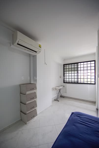713 Jurong West Street 71, 713 Jurong West Street 71, 3 Bedrooms, 1,119 sqft, HDB Flat For Rent, by Sim Meng Wee, 60085566 - Bedroom - PropertyGuru.com.sg