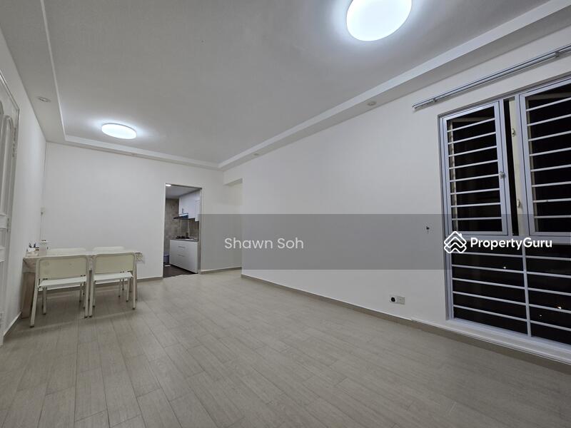 For Rent - Bullion Park