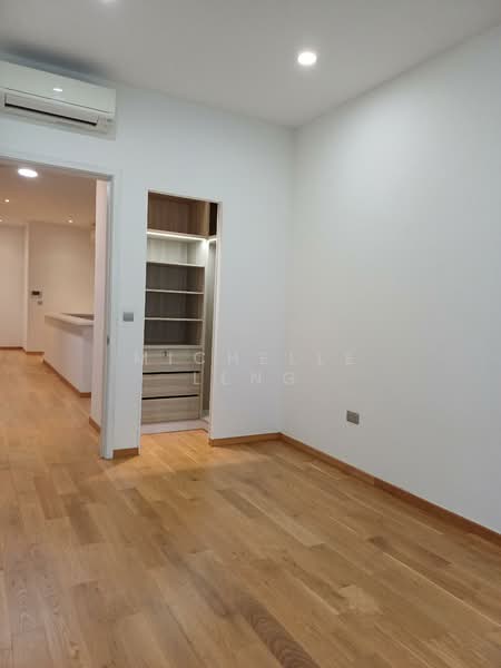Jalan Lepas, Jalan Lepas, 4 Bedrooms, 3,000 sqft, Terraced House For Rent, by Michelle Leng, 60086103 - Ensuite Bedroom 2 - PropertyGuru.com.sg