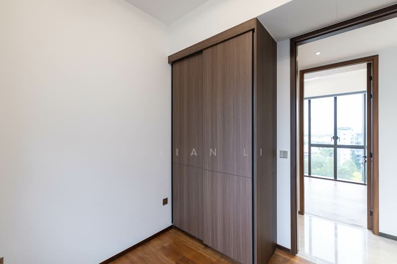 For Sale - Leedon Green