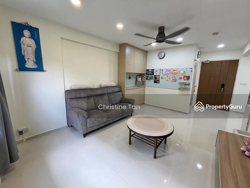 For Sale - 604B Tampines Avenue 9