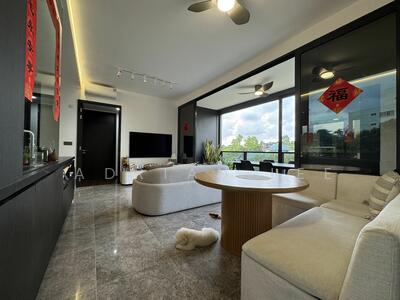 For Sale - Hyll on Holland