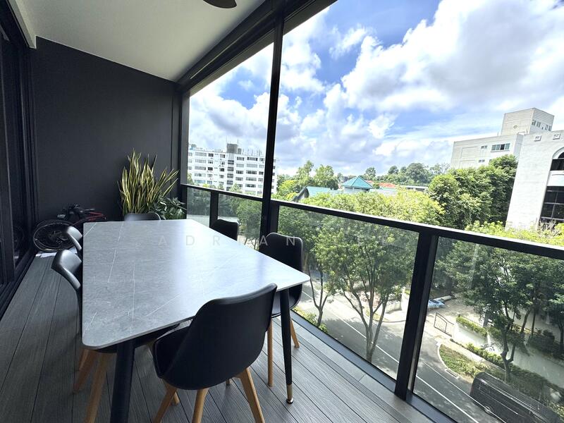 For Sale - Hyll on Holland