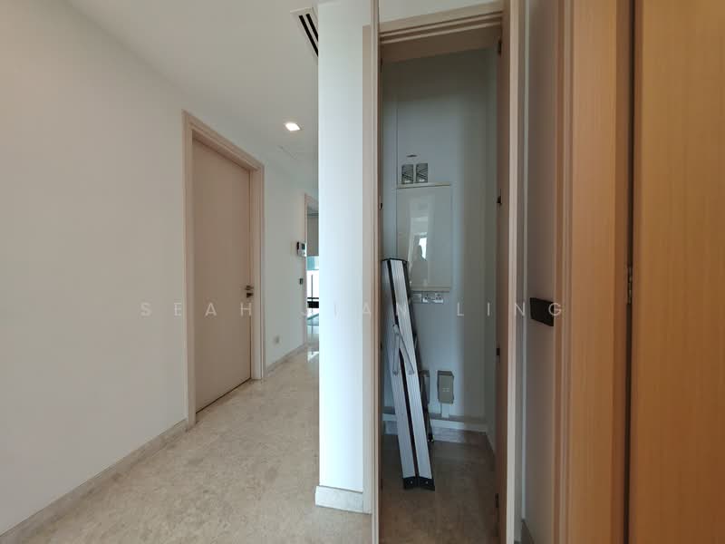 The Azure, 203 Ocean Drive, Harbourfront / Telok Blangah, 3 Bedrooms, 1,711 sqft, Condominium For Rent, by Seah Jian Ling, 60086825 - storage room - PropertyGuru.com.sg