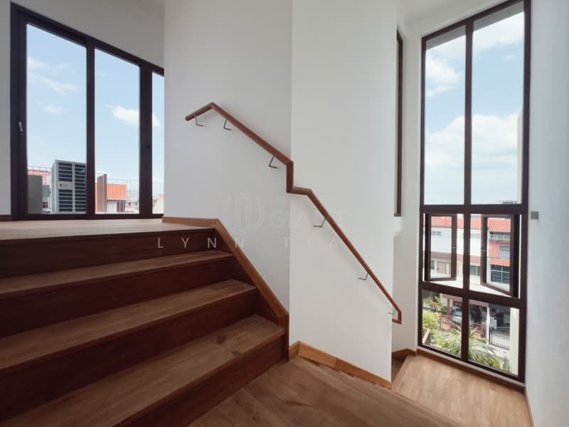 ❤️GIANT⚡️Premier VERDANT RESIDENCES Freehold Corner Terrace w Pool & Lift at Jalan Selamat, Jalan Senang / Jalan Selamat / Jalan Paras, 5 Bedrooms, 6,785 sqft, Corner Terrace For Sale, by Lynn Tiang, 60086913 - PropertyGuru.com.sg