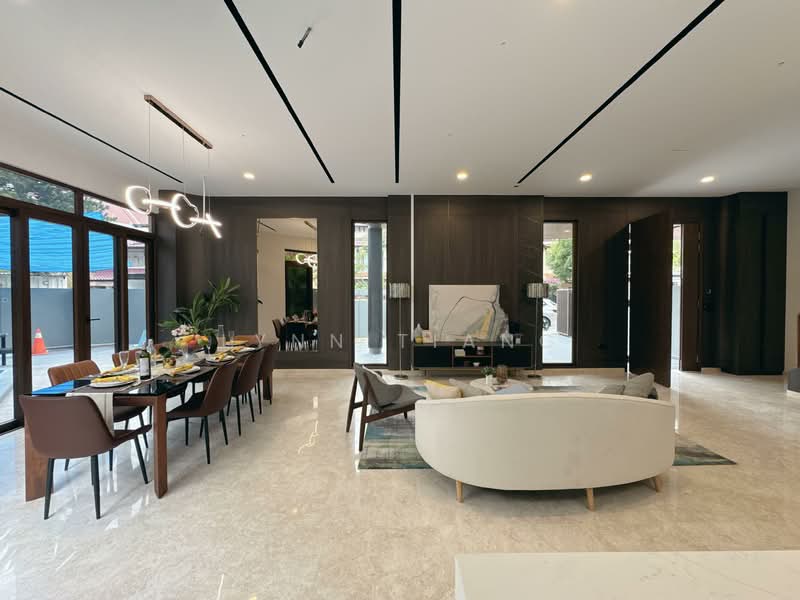 For Sale - ❤️GIANT⚡️Premier VERDANT RESIDENCES Freehold Corner Terrace w Pool & Lift at Jalan Selamat