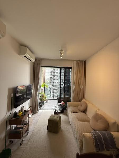 Parc Esta, 914 Sims Avenue, Eunos / Geylang / Paya Lebar, 2 Bedrooms, 743 sqft, Condominium For Rent, by Liang Xu, 60086927 - Living Room - PropertyGuru.com.sg