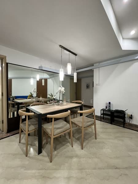The Regalia, 2 River Valley Close, Room Rental, 120 sqft, Apartment For Rent, by James Lee, 60086984 - Dining Room - PropertyGuru.com.sg