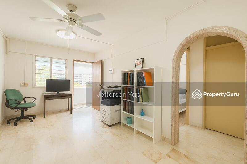 For Sale - 476 Ang Mo Kio Avenue 10
