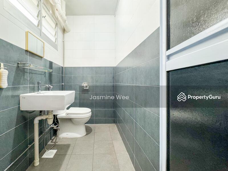 For Sale - 554 Pasir Ris Street 51